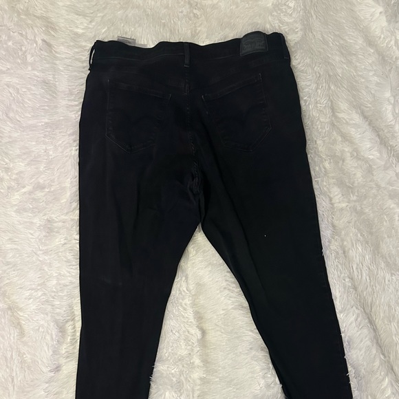 Levi’s Jeans - Picture 2 of 2